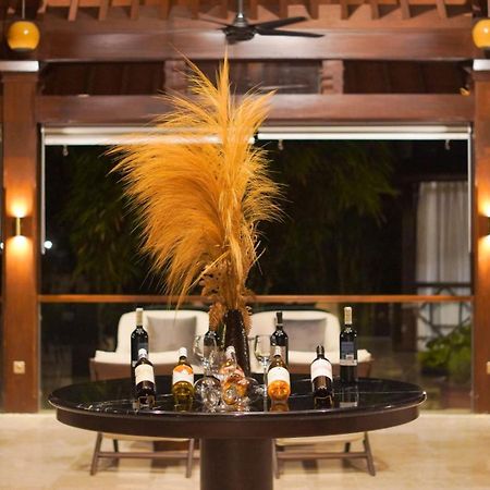 Lorin Solo Hotel Luaran gambar