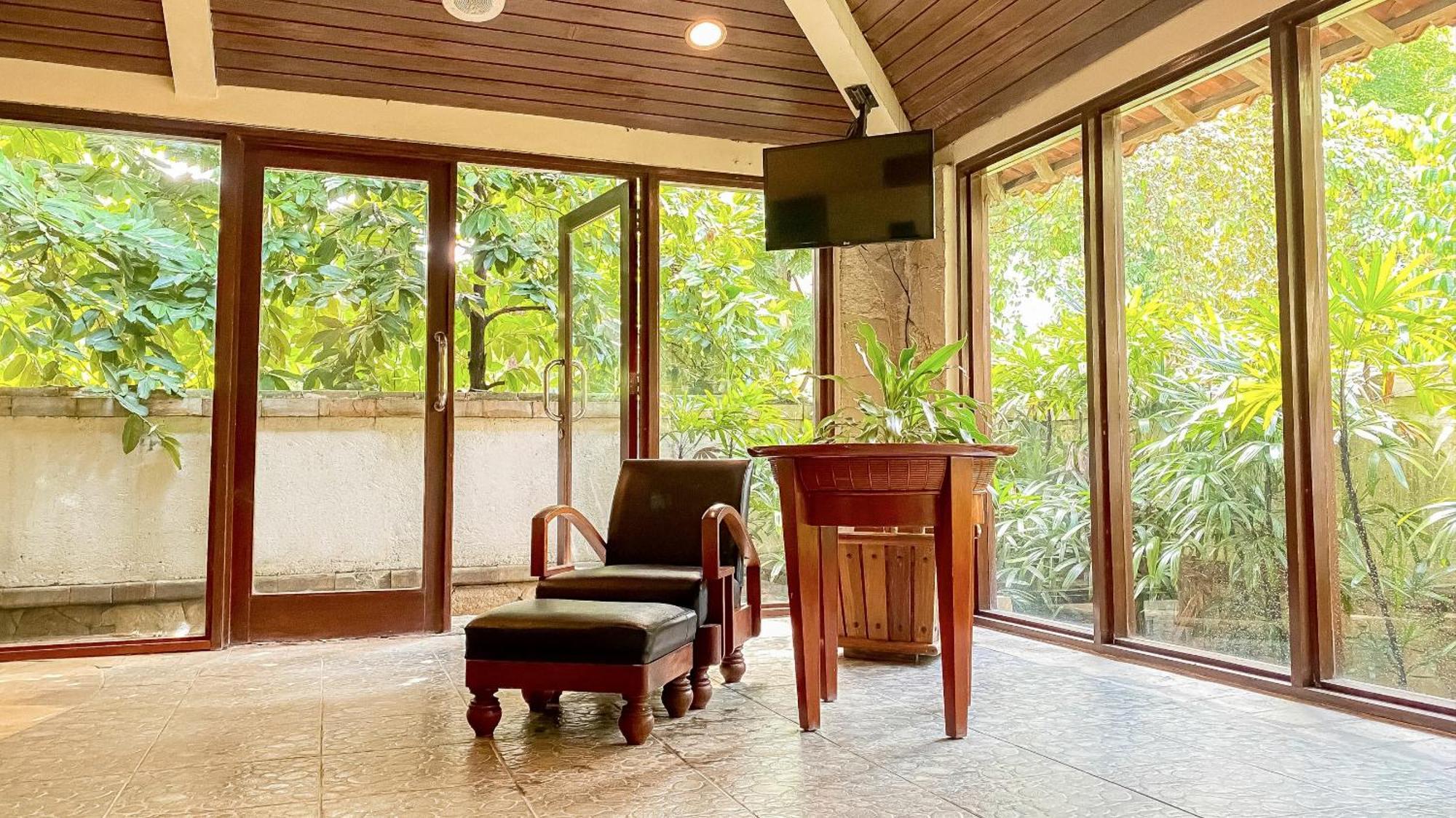 Lorin Solo Hotel Luaran gambar