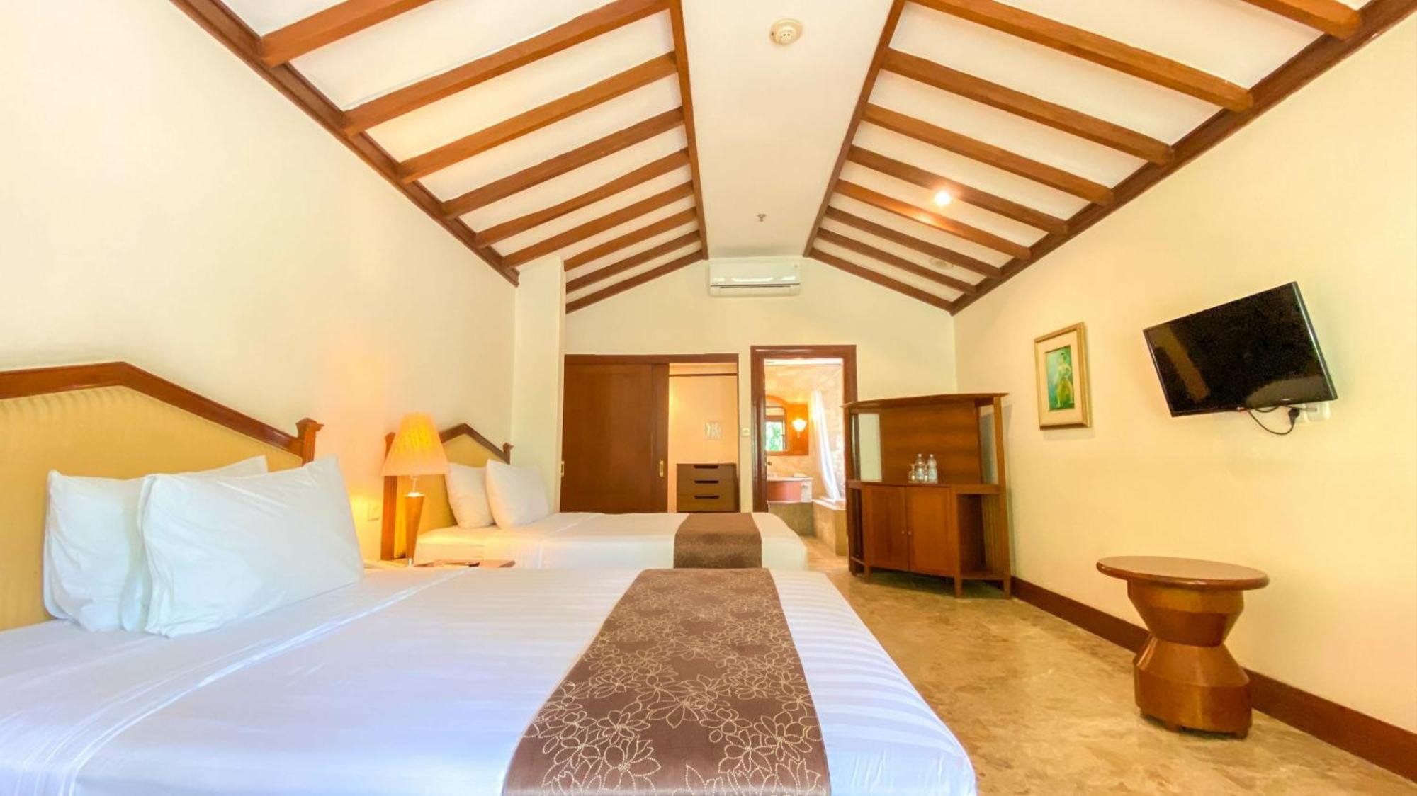 Lorin Solo Hotel Luaran gambar